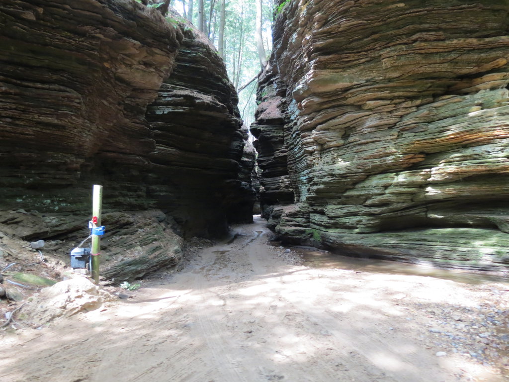 canyon_in_wisconsin_dells