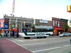 Traveling To Wisconsin Dells On A Budget traveling to wisconsin dells on a budget